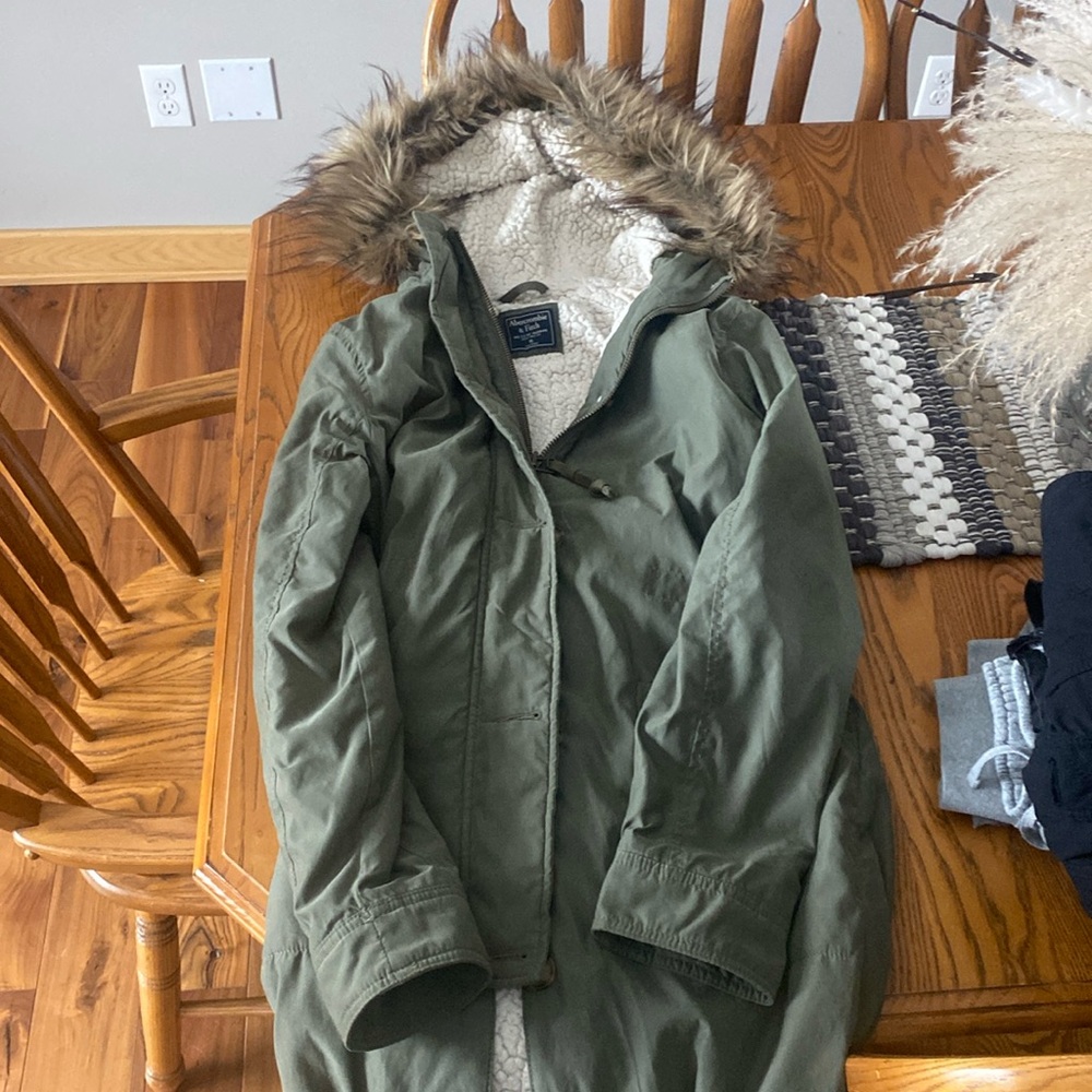 Nice warm winter jacket, soft on the inside and barely warn!
